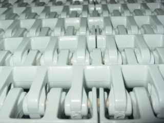 Conveyor belt open (crate transport)